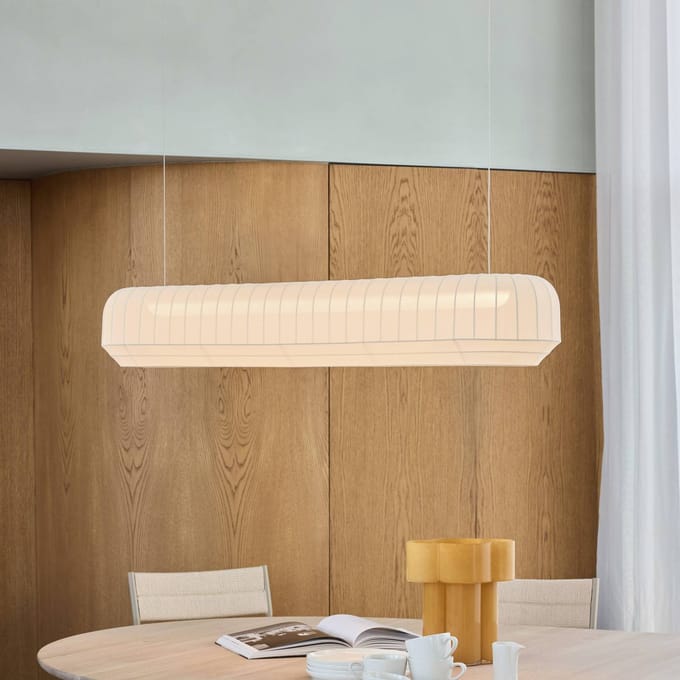 Northern LED hanglamp Tradition lineair, textiel, offwhite