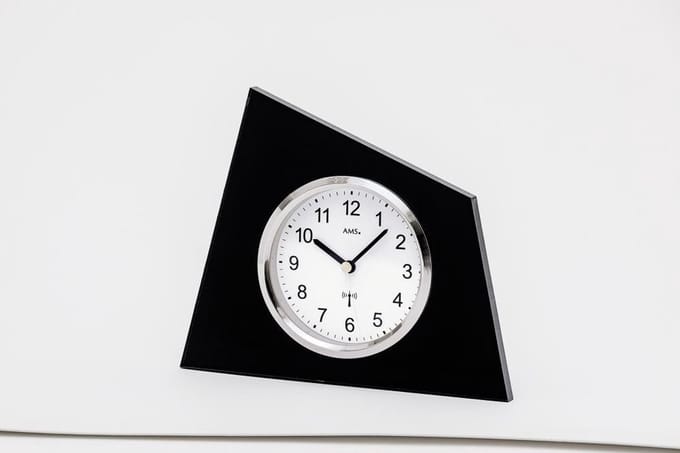 AMS horloge 5175