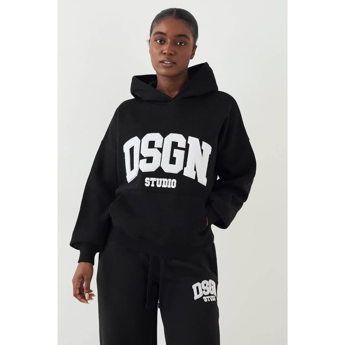 Dames DSGN Studio Badstof Applique Oversized Hoodie | Zwart | Maat: Small
