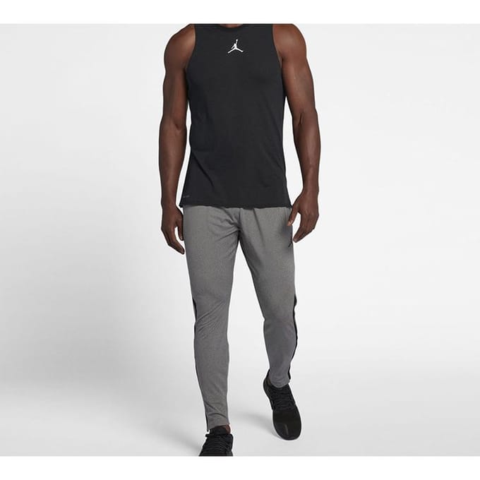Jordan ALPHA Basketbalshirt Heren Zwart 892072-010 XL gray