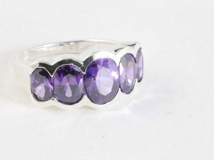 Zilveren ring met amethist - maat 17