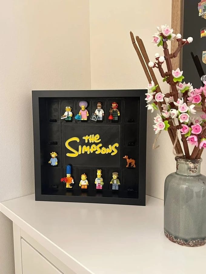 LEGO Minifigure Display Case — The Simpsons