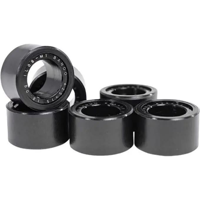 Set van 6 maxiscooter rollers Bando