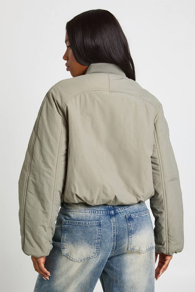 boohoo Dames Oversized Bomber Jacket | Sage | Maat: 14