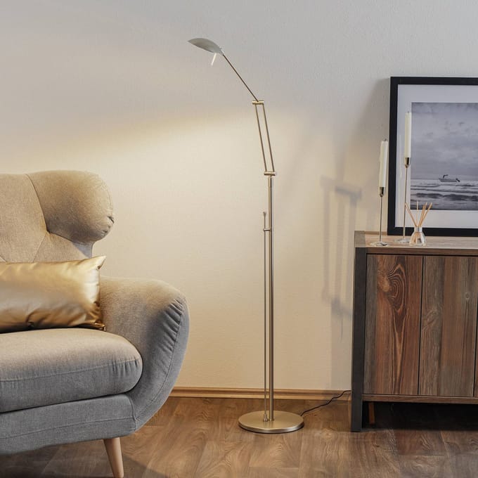 Knapstein LED vloerlamp Carl, nikkelkleurig, verstelbaar, dimbaar