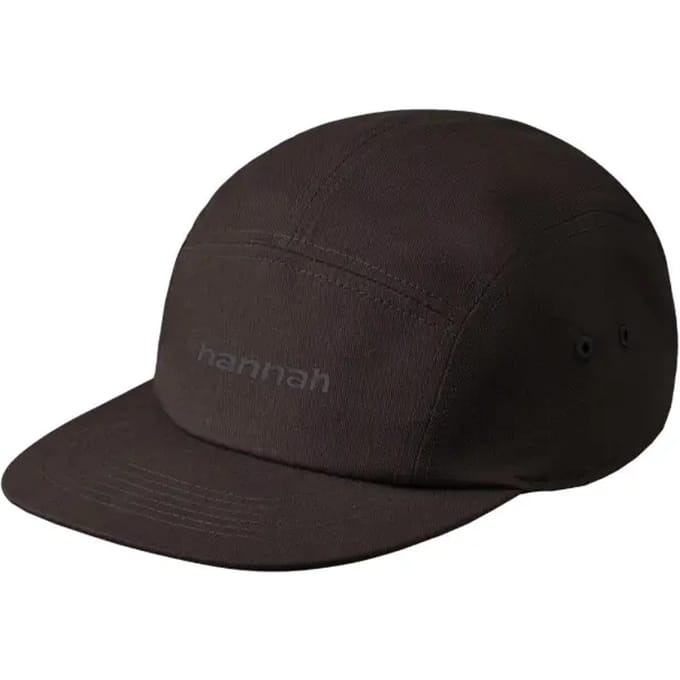 5-panel pet Hannah Moon