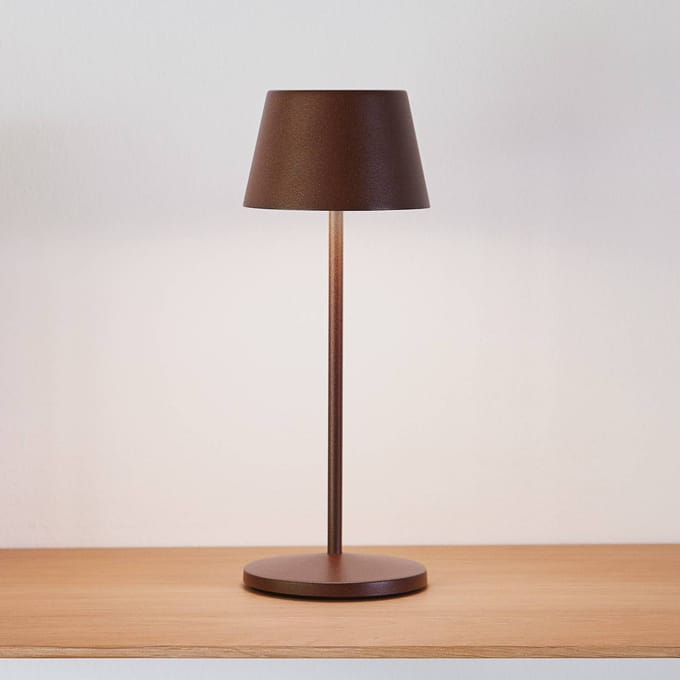 LOOM DESIGN LED tafellamp op accu Modi Micro, IP65, corten