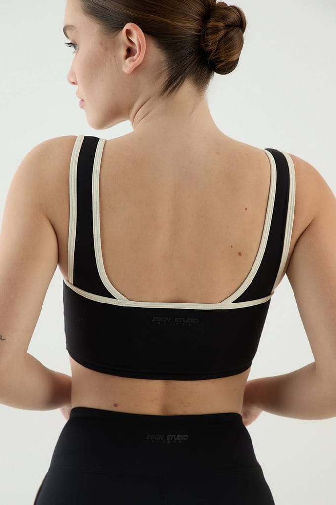 Dames Dsgn Studio Sculpt Sportbeha Met Wikkelvoorpand | Black | Maat: Small