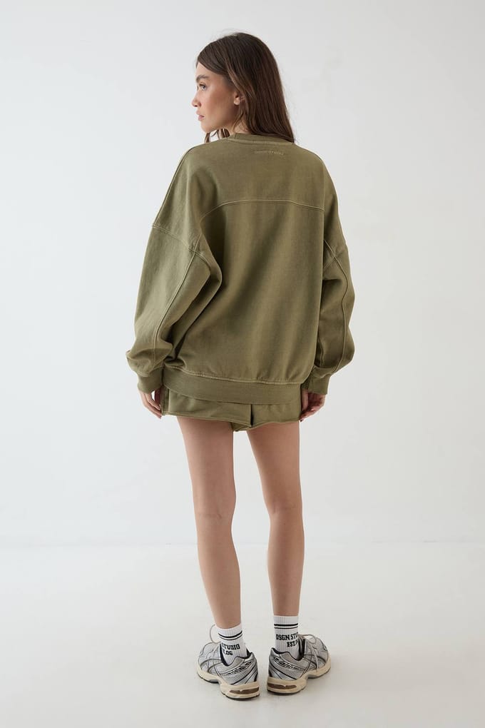 Dames Dsgn Studio Zwaar Gewassen Oversized Sweatshirt | Gewassen Kaki | Maat: Medium