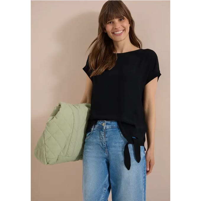 Blouse met ronde hals en knoopdetail
