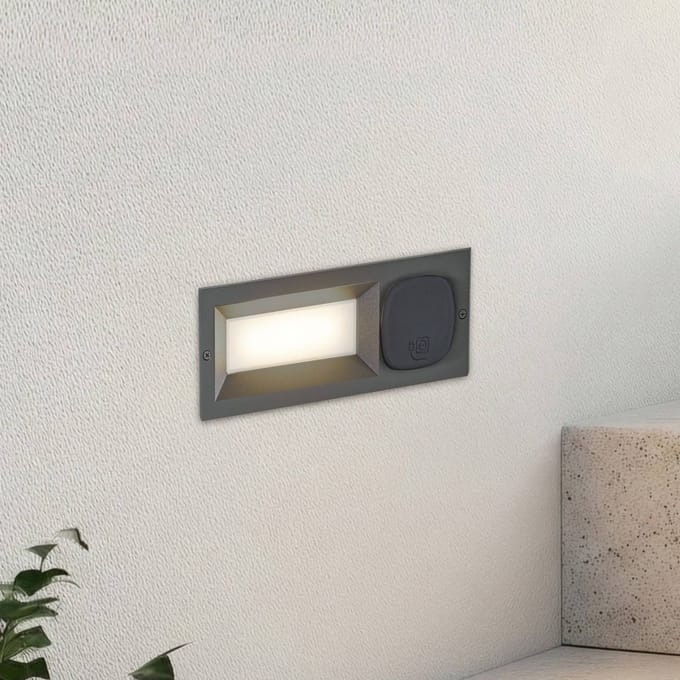 Lucande LED wand inbouwlamp Lachlain, antraciet, stopcontact