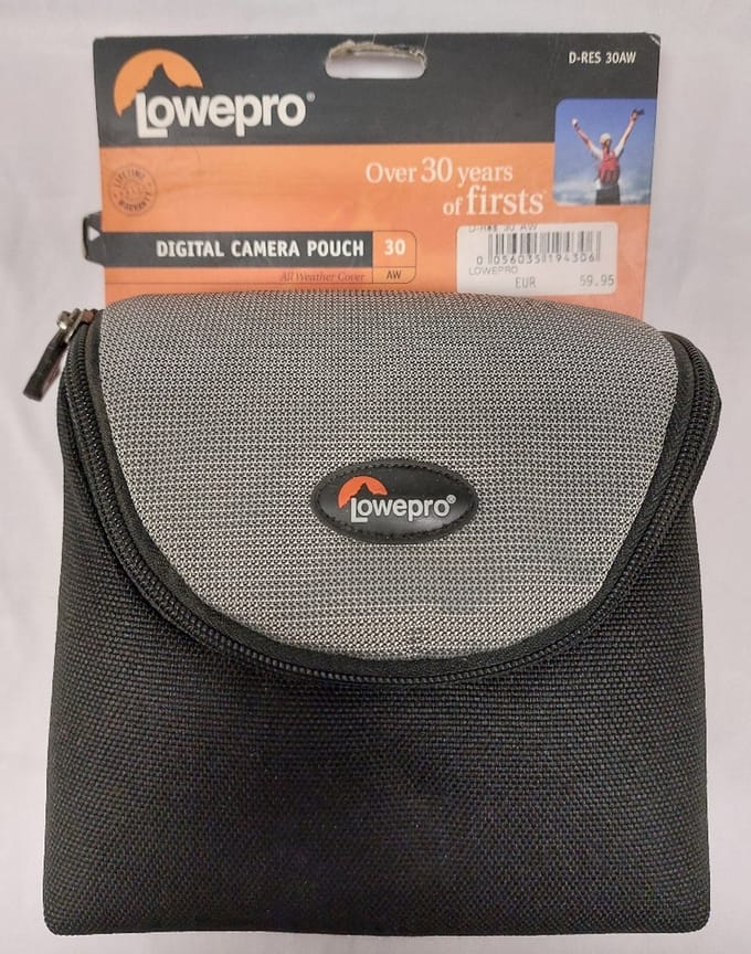 Lowepro - D-Res 30AW - All weather cover - cameratas