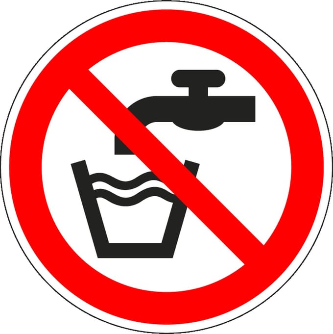 Geen drinkwater sticker - ISO 7010 - P005 100 mm