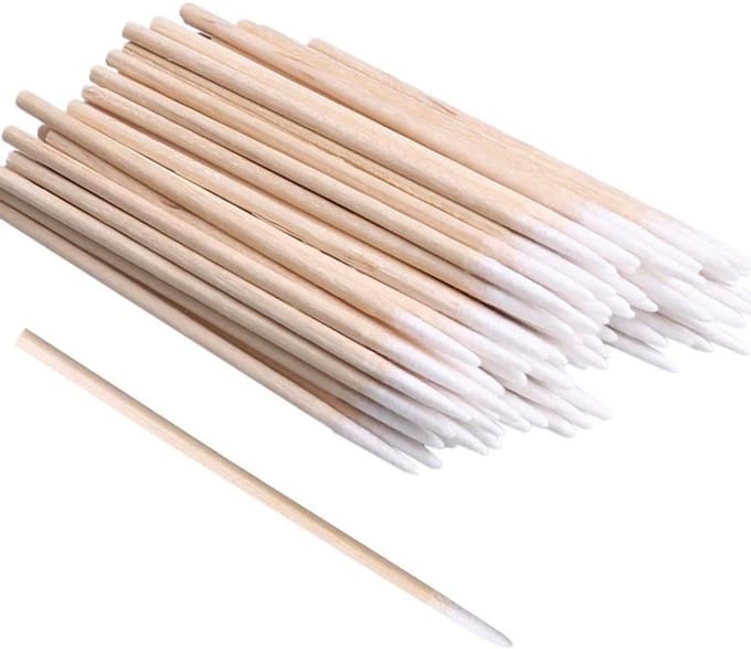 Wattenstaafjes Puntig - Precisie Applicators - Make-up Verfijnen - Houten Handvat - 200 Stuks - Wit