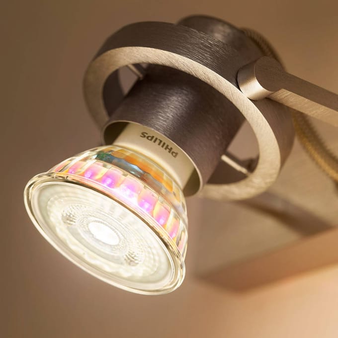 Philips LED reflector GU10 PAR16 4,7W 3.000 K