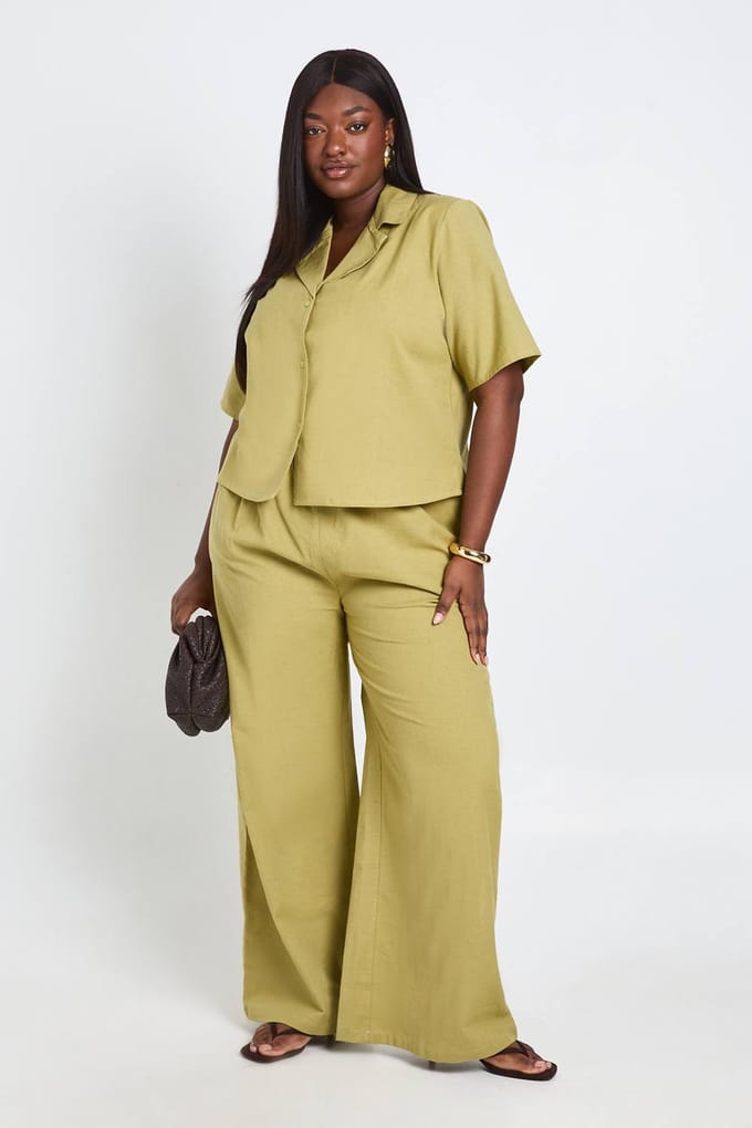 boohoo Dames Plus Linnen Boxy Korte Mouw Overhemd | Pistache | Maat: 44