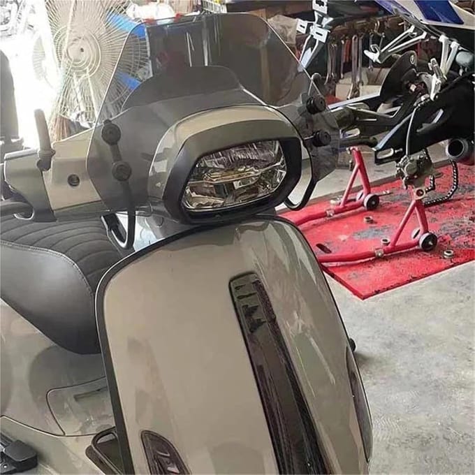 Motorfiets Windscherm - Voorruit Spoiler - Comfortabel Rijden - Sterk Flexibel Materiaal - Style 2