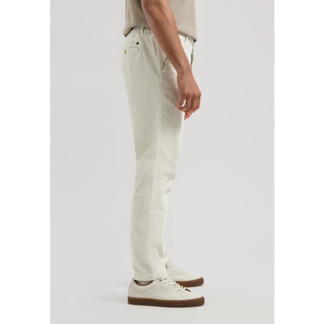 Dstrezzed Logan lt. wide rib chino