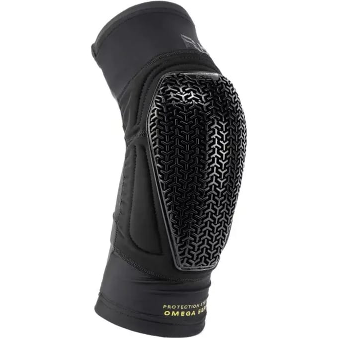Kniebrace Fuse Omega Pocket
