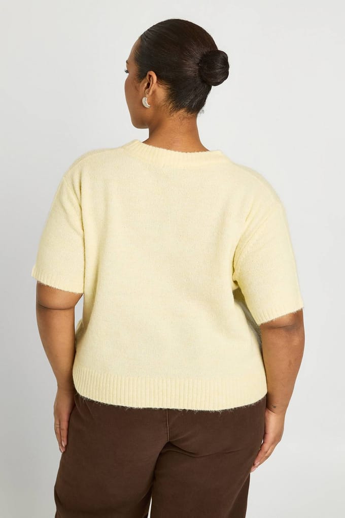 boohoo Dames Plus Korte Mouw Gebreide Top | Butter | Maat: 22