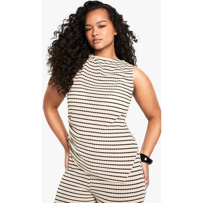 boohoo Dames PLUS STREEP GERIBBELDE TOP | Ecru | Maat: 46