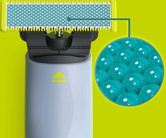 Philips OneBlade First Shave - Scheerapparaat - Voor de eerste scheerbeurt - Met extra Anti-Frictie mesje - QP1324/30