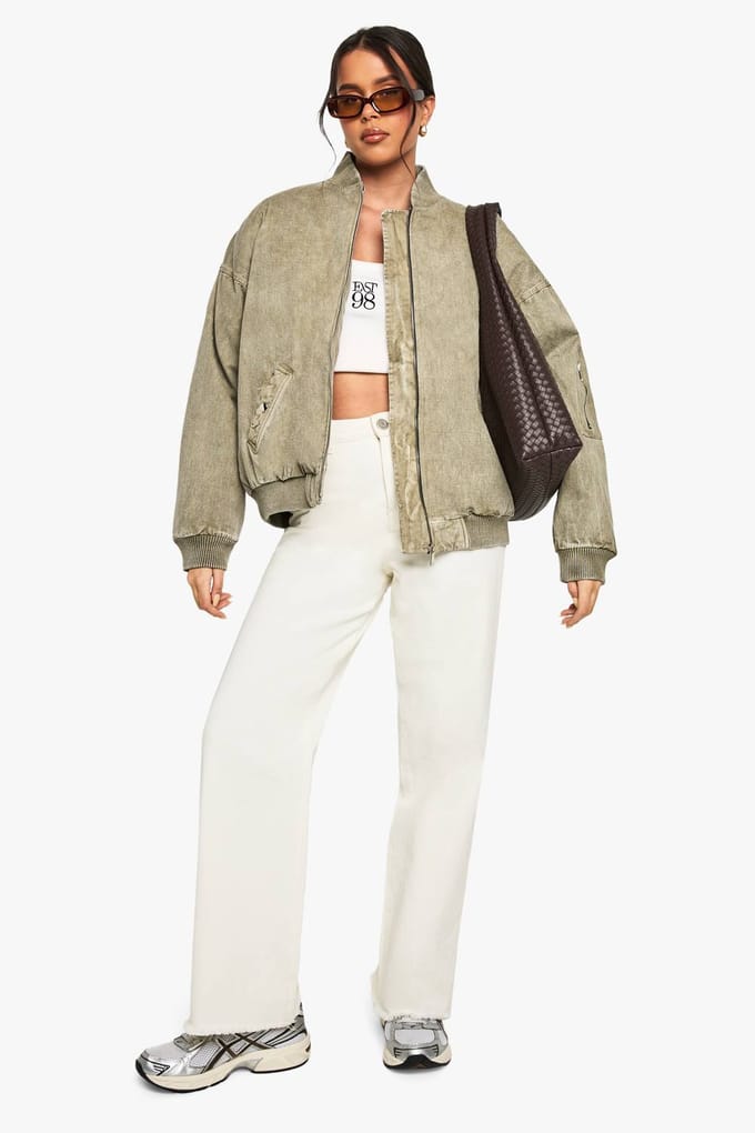 boohoo Dames Oversized bomberjack met washed look | Sage | Maat: 16