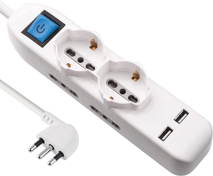 Overspanningsbeveiliging met 2 USB-poorten en universele stopcontacten