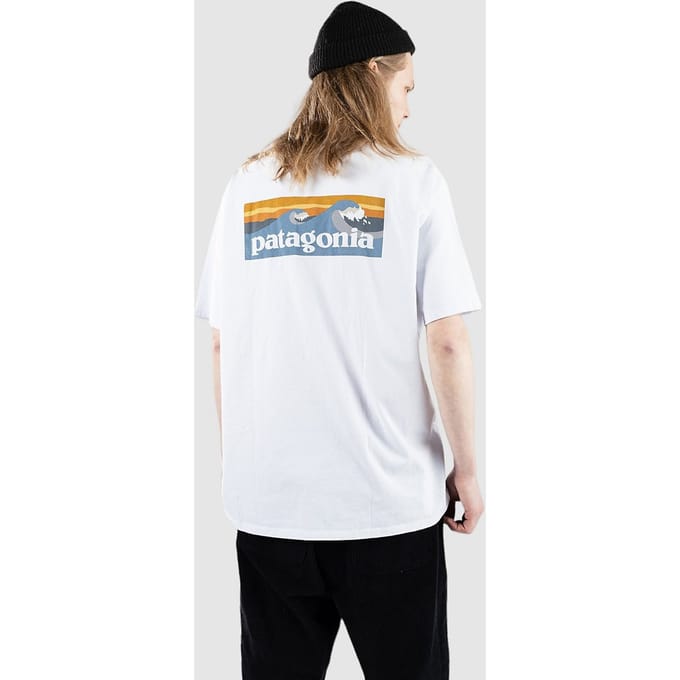 Patagonia Boardshort Logo Pocket Responsibili T-Shirt wit