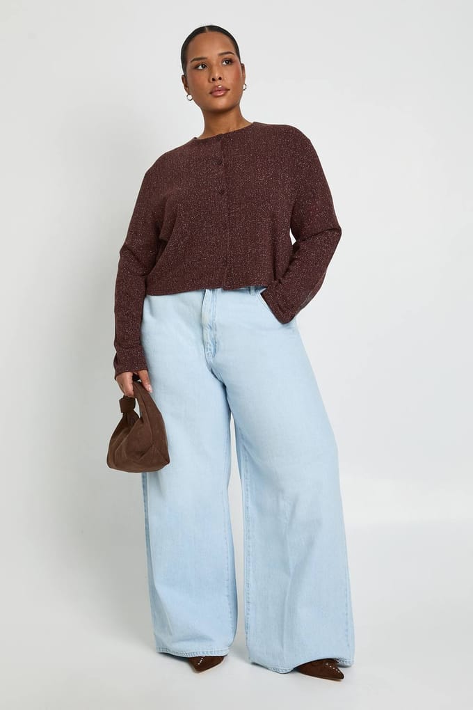 boohoo Dames Plus Glitter Rib Gouden Doorknoop Boxy Top | Bruin | Maat: 50