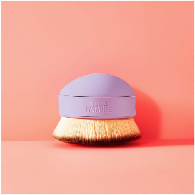 Isle of Paradise Shape And Glow Big Blending Brush
