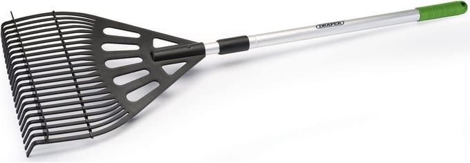 Uitschuifbare hark met lange steel voor tuinonderhoud