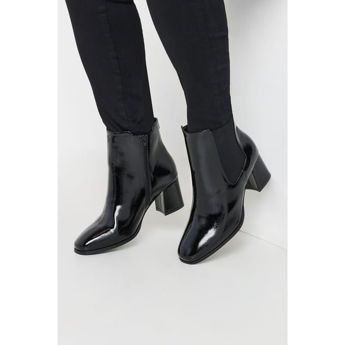 Yours Zwarte Chelsealaarzen Met Blokhak En Extra Brede Eeepasvormsize 38EEE