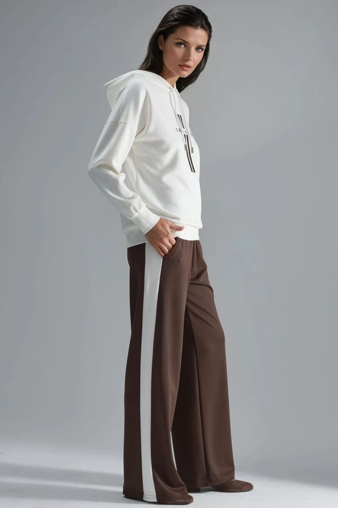 Modal Touch Kaptrui & Gestreepte Details Broek Set