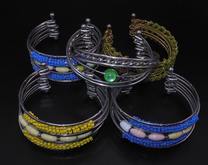Multi armbanden set van 5 stuks.