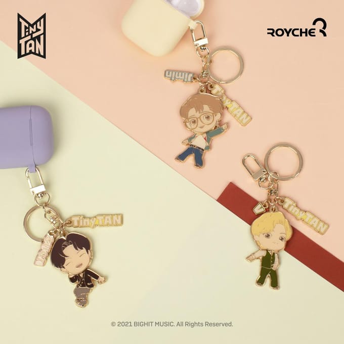 BTS (BangTan-jongens) TinyTAN Dynamite Metalen Sleutelhanger, Officieel, Origineel, Authentiek, K-POP, idool beige