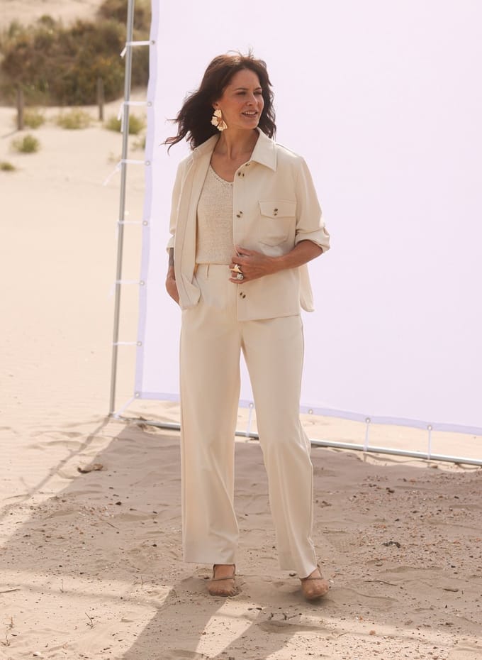 YEST Kristina - Natural - maat 44