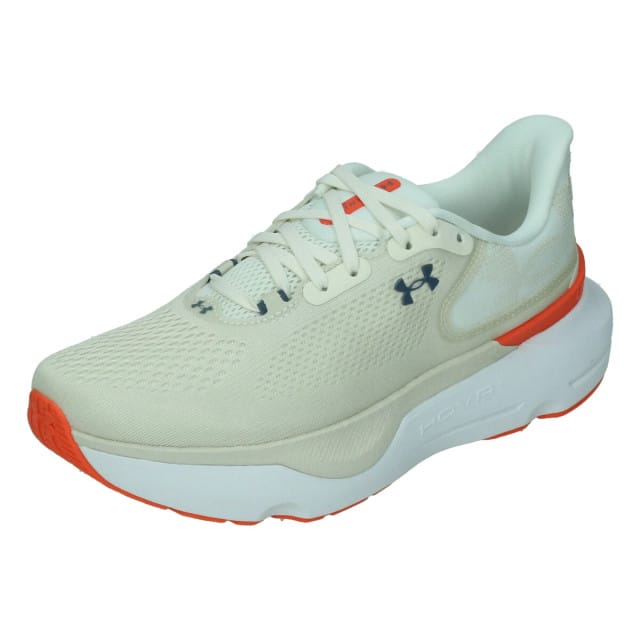 Under armour infinite pro 2 in de kleur bruin.