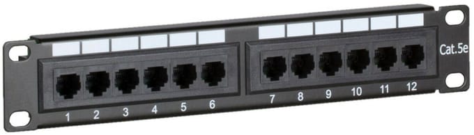 DSIT 10 inch CAT5e UTP patchpaneel - 12 poorts