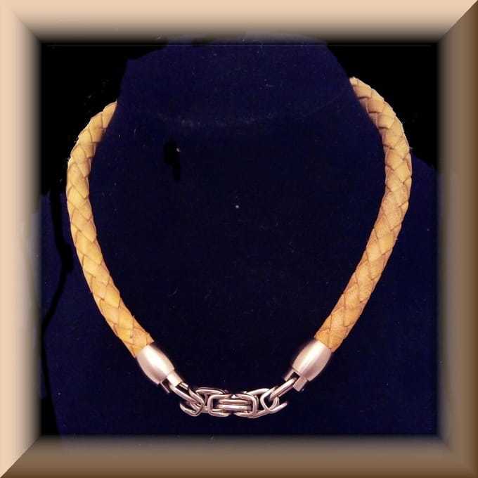 Hetty'S - Handgemaakt vlechtcollier - van leer - met magneetsluiting