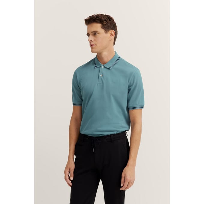 Bugatti Herren Polo met contrasterende strepen en borduursel op de borst