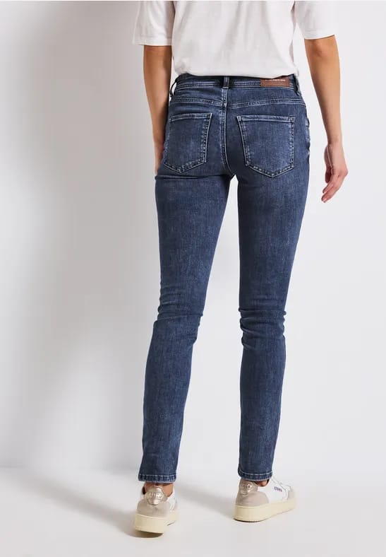 Slim Fit jeans