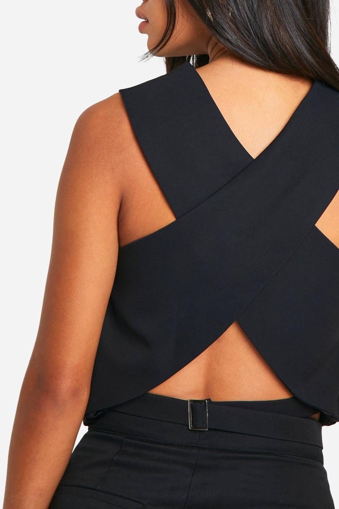 boohoo Dames Geweven op maat gemaakte vest met open rug | Black | Maat: Small