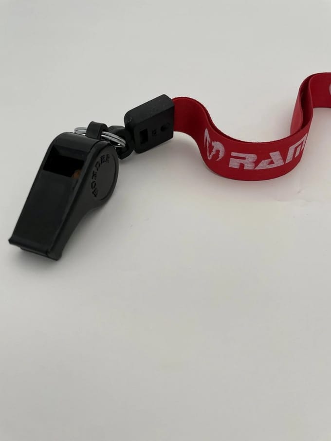 RAM Scheidsrechtersfluitje Plastic - Met Koord