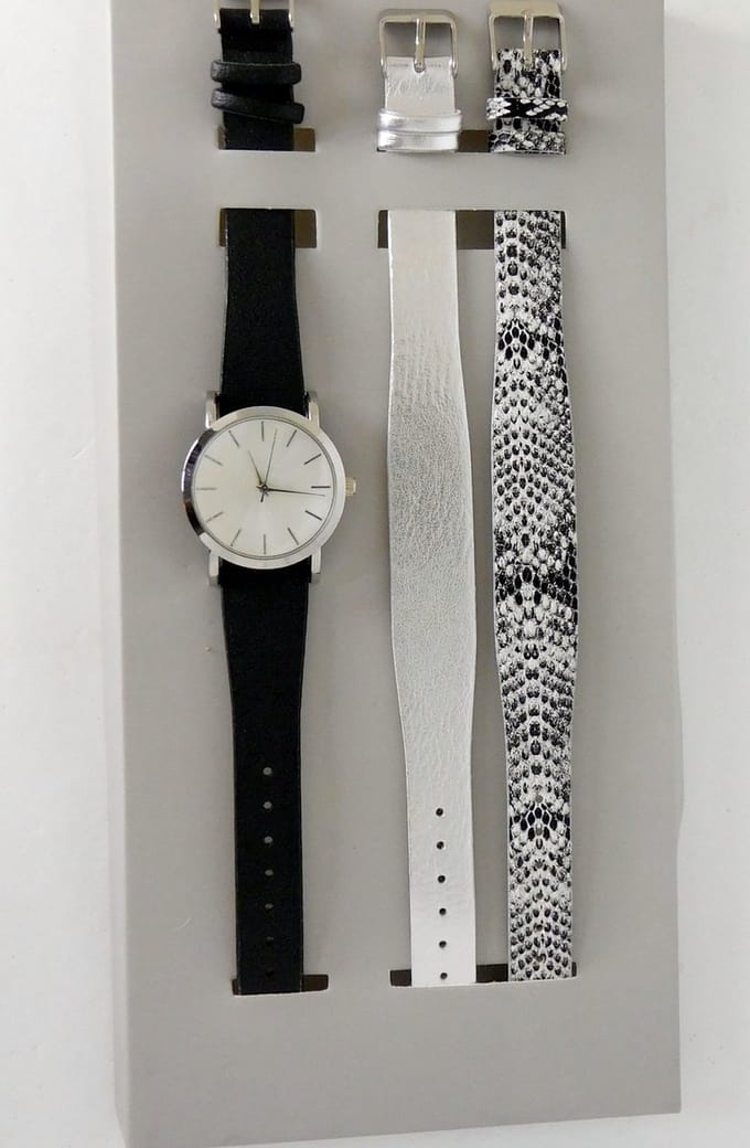 Hetty'S - Apart houtlook horloge - Maat 40 mm -