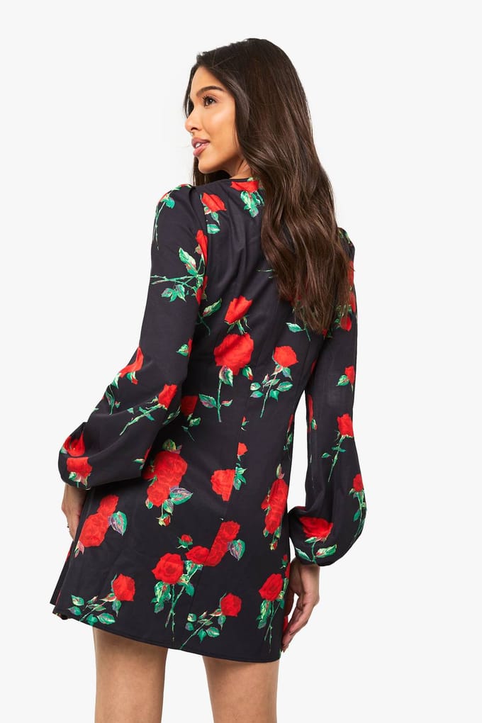 boohoo Dames Bloemige Milkmaid Mini-jurk | Black | Maat: 8