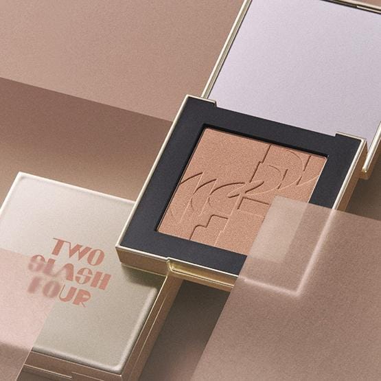 [TWEE SCHRAG STREEP VIER] All Over Face Blush 5.5g Bae Beige