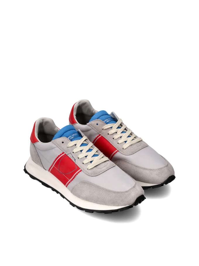 Tour Low sneakers