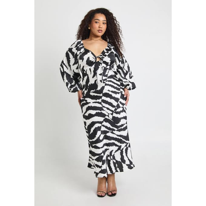 boohoo Dames Plus Gemengde Dierenprint Volume Mouw Satijn Midaxi Jurk | Zwart | Maat: 46