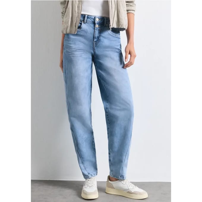 High Waist Barrel Leg jeans in Loose Fit